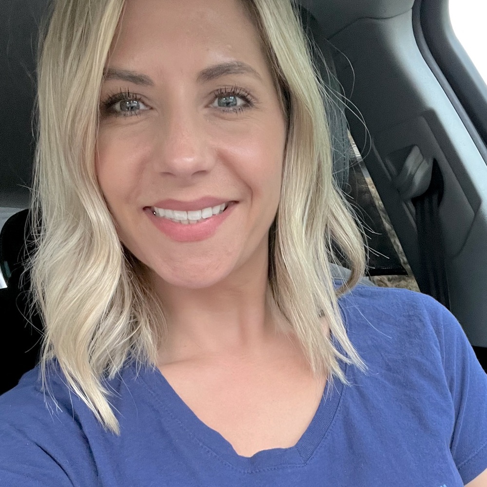 Meet your Posher, Stephanie